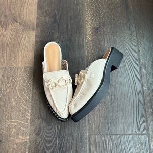 Circus by Sam Edelman Cream Mules with Chain Accent